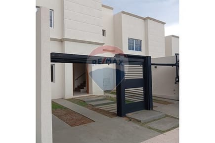 DUPLEX EN VENTA YACTH Y GOLF CLUB