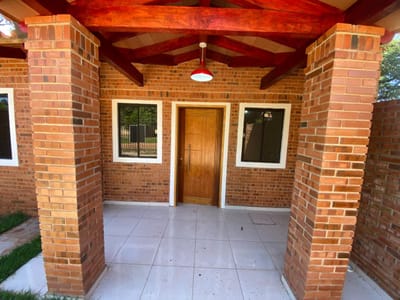En venta casas a estrenar de 2 habitaciones en Ñemby.
