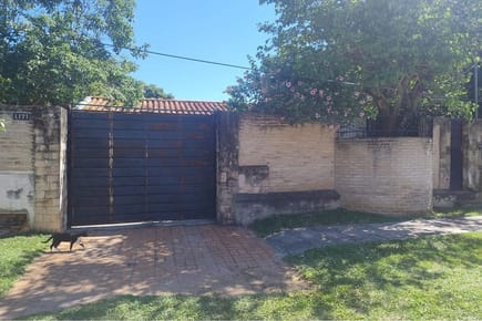 Vendo casa en Loma Pyta