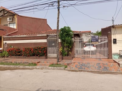 Casa en Venta - Barrio Jardin Latino 