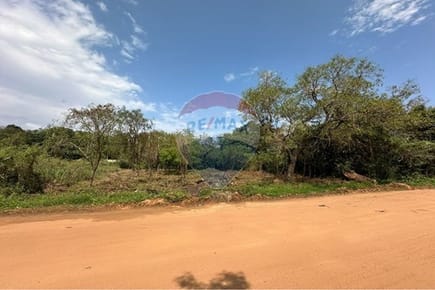 TERRENO VENTA BARRIO YVU - SANBER