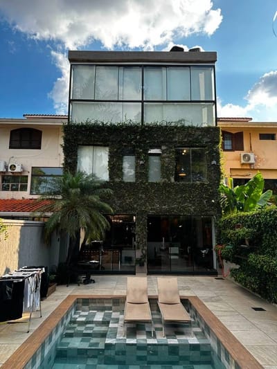 EN VENTA INCREIBLE TRIPLEX REMODELADO EN MCAL ESTIGARRIBIA
