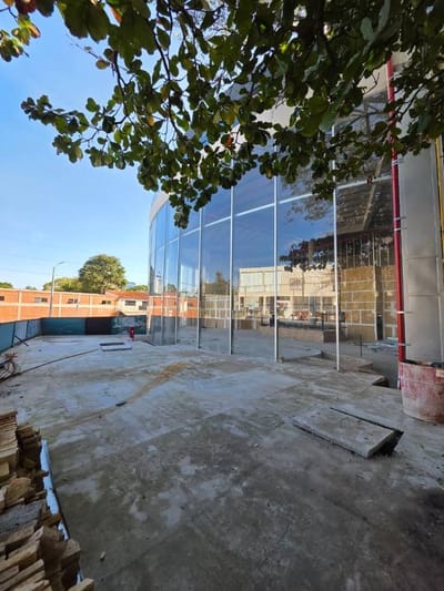 Alquiler de Local Comercial en Paseo Los Árboles 750m2, Asunción