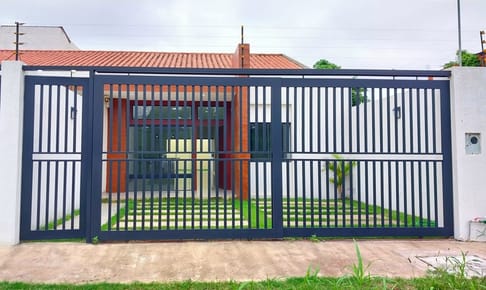 CASA EN VENTA DE UNA PLANTA -AV.RADIAL 13 Y  AV.SANTOS DUMONT 5 Y 6 A ANILLO