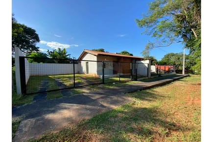 VENDO HERMOSO DUPLEX EN AREGUÁ COMPAÑIA PINDOLO