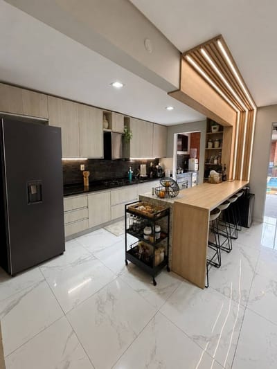 DUPLEX EXCLUSIVO EN VENTA - AMOBLADO Y EQUIPADO