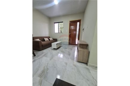 Casa en Venta - Luque Mora Kue