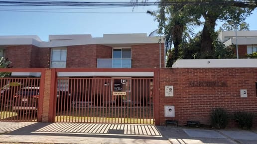 Casa en Alquiler o Venta zona norte 7mo y 8vo anillo
