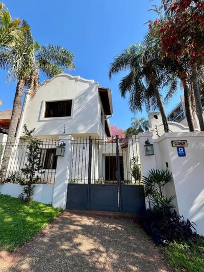 ALQUILO RESIDENCIA - ZONA MOLAS LOPEZ 