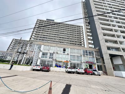 LOCAL COMERCIAL EN STRIP MALL, BERCHATTI NORTE 1