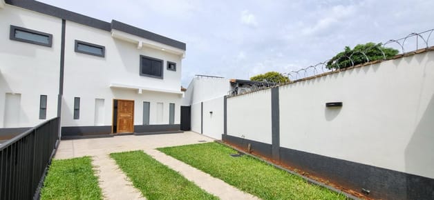  En Venta!! Dúplex a estrenar en Lambaré límite con Asunción.