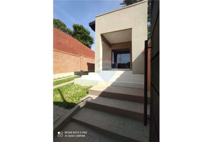 ¡EN VENTA MODERNA CASA A ESTRENAR!