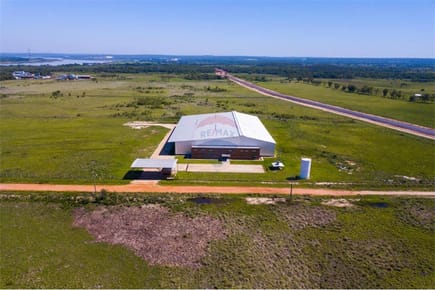 Vendo Deposito Industrial en Villeta, Parque industrial Avay