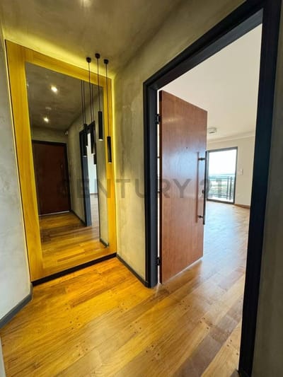 VENTA DEPARTAMENTO RENOVADO - PISO ENTERO EN EL EDIFICIO WILSON
