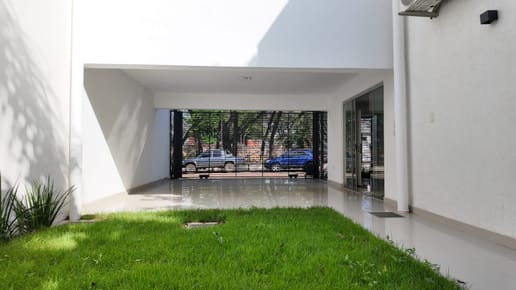ESTO NO ES UN DÚPLEX. ES LA MEJOR JUGADA EN SANTA MARÍA POR 155 MIL U$...!!!