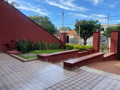 VENDO CASA EN BARRIO NAZARETH ZONA JUSTICIA ELECTORAL