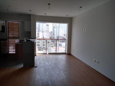 DEPARTAMENTO EN ALQUILER  71 m2   3  DORMITORIOS.