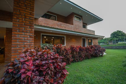 EN VENTA AMPLIA ESTANCIA DE LUJO