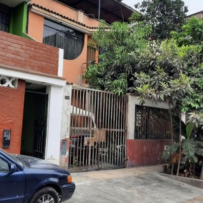 SE VENDE CASA EN MANGOMARCA Y TERRENO