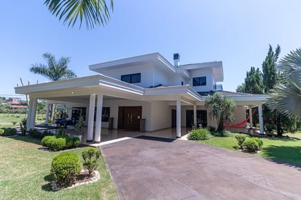 Residencia de 7 habitaciones en Paraná Country club 