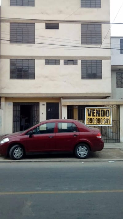 Ocasión Vendo local comercial de  4 pisos en San Martin de Porres US$ 180,000