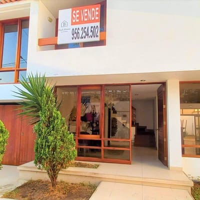 HERMOSA CASA EN VENTA – SAN BORJA
