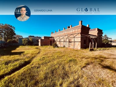 EN VENTA amplio padrón con casco histórico bien conservado IDEAL PARA EMPRESAS en Peñarol!