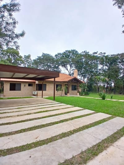 VENDO CASA TODA EN PLANTA BAJA EN SURUBI'I