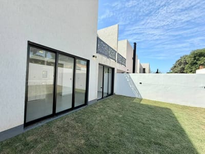 Duplex Premium en Luque Laurelty