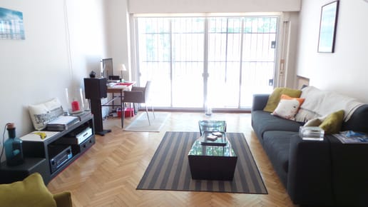 Alquiler Apartamento 3 Dormitorios Punta Carretas con patio y garaje amplio