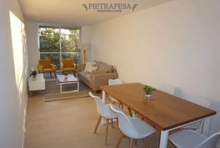 Apto con renta, 1 dormitorio, 1 baño-Barrio Sur