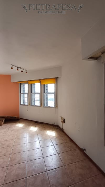 Apto en venta 4 dormitorios, 2 baños, balcon- La Blanqueada