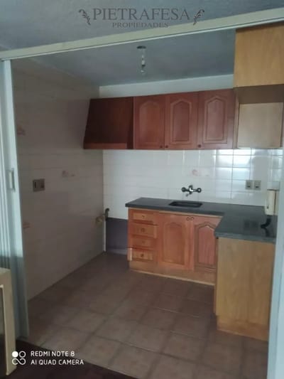 Amplio monoambiente en venta con RENTA !!- Tres Cruces
