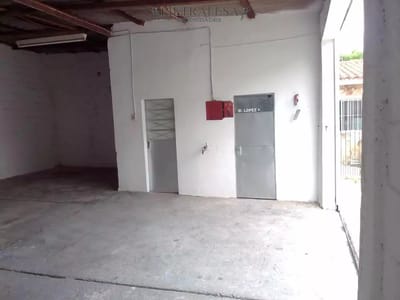 Galpón, Kitchenette, 1 baño, Aires Puros.