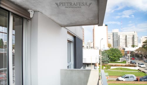 Apto con renta, 3 dormitorios, 1 baño y terraza- Parque Batlle