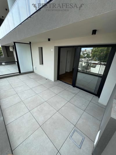 Monoambiente con renta en venta -Tres Cruces