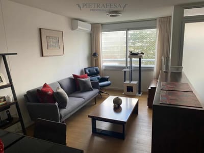 Apto en venta 2 dormitorios, 1 baño, garaje-Malvin