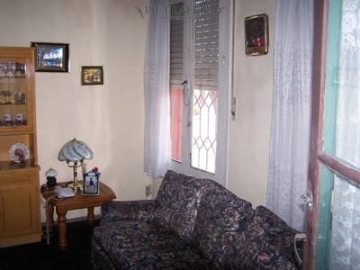 Casa en venta, 3 dormitorios, 2 baños, altillo, azotea. Aguada.
