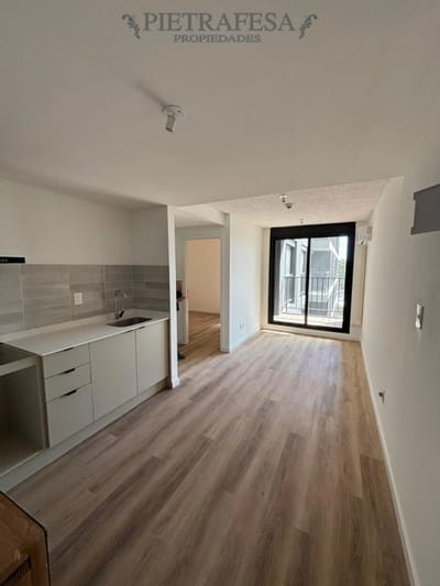 Apartamento en venta, 1 dormitorio,1 baño, balcón. La Blanqueada.