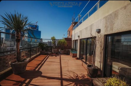 Exclusivo Penthouse ubicado sobre 26 de Marzo y Luis Alberto de Herrera