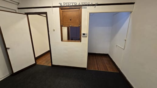 Oficina con portería