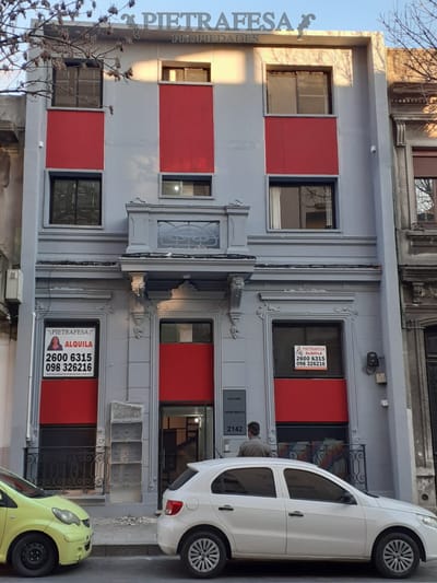 Apartamento en alquiler 1 dormitorio - 1 baño - Colonia - Tres Cruces