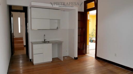 Apartamento en alquiler 1 dormitorio, 1 baño, terraza con parrillero. Pocitos.