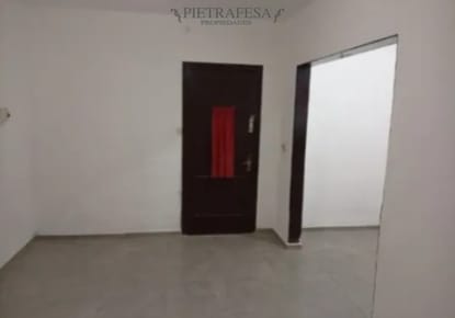 Apartamento en alquiler, 1 dormitorio, 1 baño, patio. Sin gastos comunes. Union.