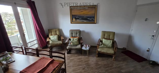 Casa en venta, 2 dormitorios, 1 baño, Azotea . Prado