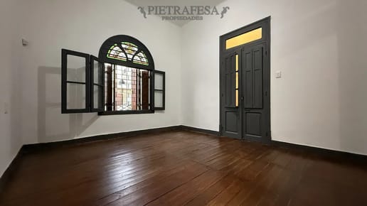 Casa en alquiler, 2 dormitorios, 1 baño, patio. Union.