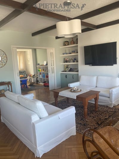 Apartamento en venta 4 dormitorios 4 baños con garaje- Solano Antuña-Villa Biarritz-Punta Carretas