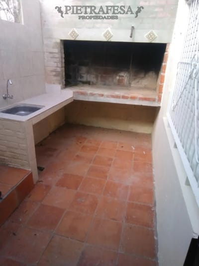 Apartamento en VENTA CON RENTA!!- 2 dormitorios 1 baño con patio - Cochera - Av. Corrientes - Malvin Norte