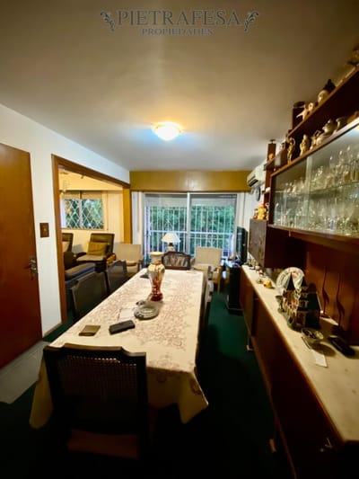 Apartamento en venta 3 dormitorios, 1 baño y garaje- Liber Arce- Buceo