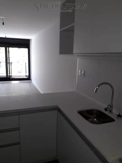 Monoambiente con renta- Fco. Berro-Pocitos - BALCON-GARAJE